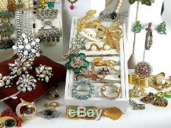 151 Huge Vintage Costume Jewelry Lot Brooch Rhinestone Estate Signed High LBS