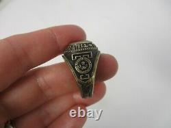 1975 Signed John Roberts 10k Gold Tilton School High School Ring Size 11