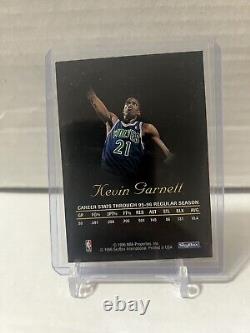 1996-97 Skybox Premium Kevin Garnett Autographics Autograph Auto Blue Ink