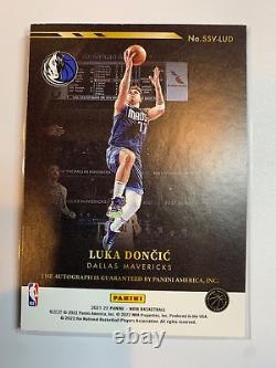 2021-22 Panini Noir Luka Doncic Auto In Gold Beautiful Card High Grade 82/99