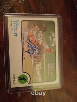 2022 Topps Heritage High Number Real One AUTO Mike Trout On Card Autograph