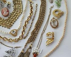 50 Huge Vintage Costume Jewelry Lot Brooch Rhinestone Old Estate Signed High End