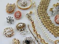 50 Huge Vintage Costume Jewelry Lot Brooch Rhinestone Old Estate Signed High End