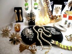 65 Pc Lot Vintage High End Estate Designer Rhinestone Costume Jewelry 26 Signed