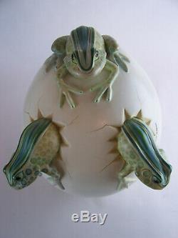 A Large Sergio Bustamante Egg Hatching Frogs Sculpture circa 1980 13in High