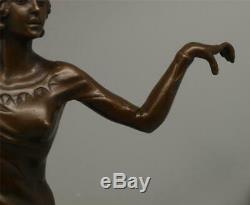 Art Deco Bronze Lady Charleston Dancer Signed DH Chiparus 41cm High