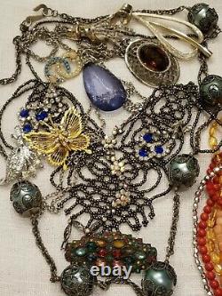 BIG High END ALL VINTAGE JEWELRY LOT LBS BROOCHES CLIP EARRINGS + SIGNED 65+