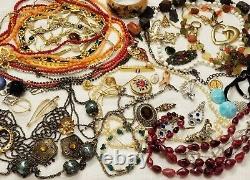 BIG High END ALL VINTAGE JEWELRY LOT LBS BROOCHES CLIP EARRINGS + SIGNED 65+