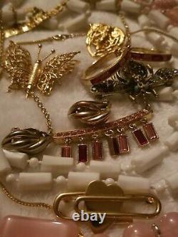 BIG LB ALL Vintage High End Jewelry Lot Some Signed Napier Crown Trifari JJ 70+P