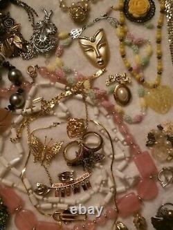 BIG LB ALL Vintage High End Jewelry Lot Some Signed Napier Crown Trifari JJ 70+P