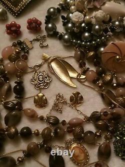 BIG LB ALL Vintage High End Jewelry Lot Some Signed Napier Crown Trifari JJ 70+P