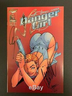 Danger Girl #2 High Grade! J. Scott Campbell Smoking Gun Variant! Signed