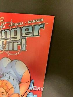 Danger Girl #2 High Grade! J. Scott Campbell Smoking Gun Variant! Signed