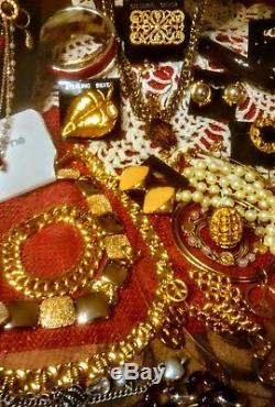 High End Signed Vintage Jewelry Lot 85+ Monet Trifari LC Napier Estee More No5