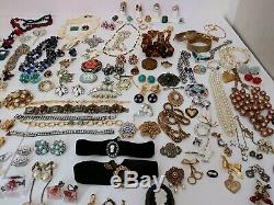 High End Vintage Costume Ladies Rhinestone Crystal Jewelry Lot Signed 150pc