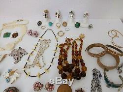 High End Vintage Costume Ladies Rhinestone Crystal Jewelry Lot Signed 150pc