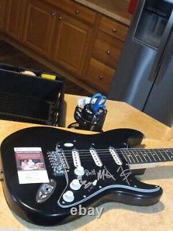Highly Suspect Rock Band MUSICIANS Signed Black ELECTRIC GUITAR JSA CB40395