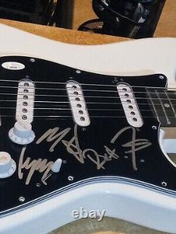 Highly Suspect Rock Band MUSICIANS Signed WHITE ELECTRIC GUITAR JSA CB40396