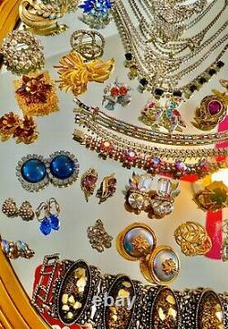 Huge High End 55 Pc Vintage Rhinestone Jewelry Lot Signed Bling