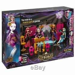 MONSTER HIGH 13 WISHES FIVE DOLLS, CASBAH SIGNED PRINT ART & TWO PLAYSETS WithDOLLS