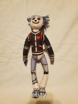 Monster High 2011 SDCC Scarah Screams & Hoodude Voodoo Complete Autographed 2x's