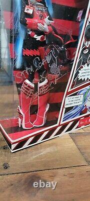 Monster High Ghoulia Yelps San Diego Comic Con MINT CONDITION SIGNED with bag