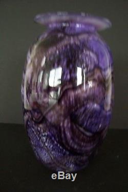Robert Eickholt Signed and Dated 1997 Glass Vase 10 in. HIGH NO CHIPS OR MARKS
