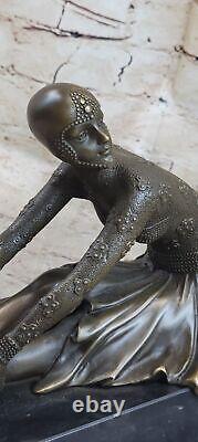Signed Bronze Sculpture Art Deco Highly Detailed D. Chiparus Statue On Marble Nr