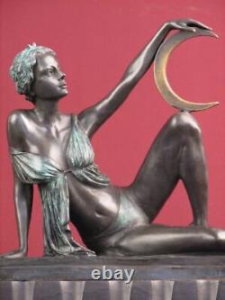 Signed Bronze Statue Art Deco Highly Detailed Handcrafted Sculpture Marble Base