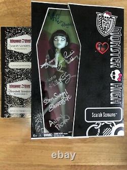 Signed Monster High Scarah Screams Hoodude Voodoo Doll Comic con SDCC Ultra Rare