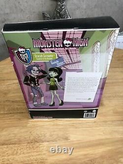 Signed Monster High Scarah Screams Hoodude Voodoo Doll Comic con SDCC Ultra Rare
