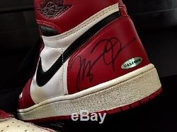 Signed Original 1985 Nike Air Michael Jordan 1 High Rookie Shoes Uda Autograph I
