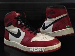 Signed Original 1985 Nike Air Michael Jordan 1 High Rookie Shoes Uda Autograph I