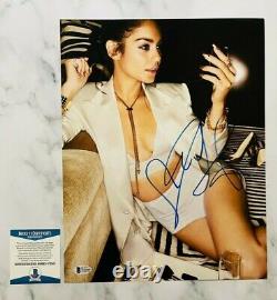 Vanessa Hudgens signed autograph 11x14 Photo SEXY High School Musical BECKETT