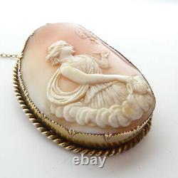 Victorian Butterfly Cameo Cupid & Psyche Rare Scene High Carat Gold Mount Signed