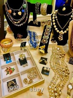 Vintage High End Jewelry 102 Piece Pearl Rhinestone Lot Signed