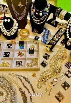 Vintage High End Jewelry 102 Piece Pearl Rhinestone Lot Signed