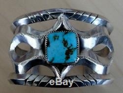 Vintage Navajo Fred Harvey Tufa-Cast High Grade Bisbee Turquoise Bracelet 1940's